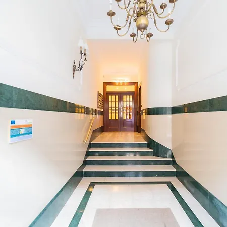 Апартаменты Gran Via Dona Casilda Park By Next Stop *